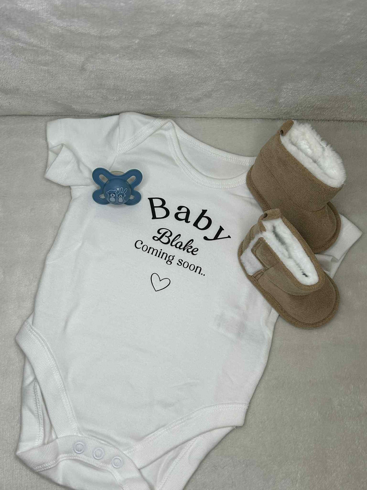 Personalised announcement baby vest