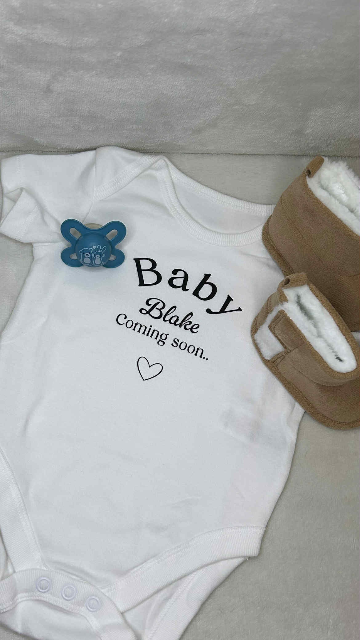 Personalised announcement baby vest